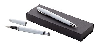 FERIT Kovové kuličkové pero v papírové krabičce, modrá náplň, bílá - propisky s potiskem