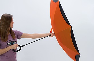 REVERSE Deštník, sklápějící se suchou stranou ven s rukojetí tvaru C, oranžová